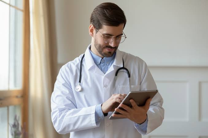 Regime Tributário para Médicos: Qual o Melhor?